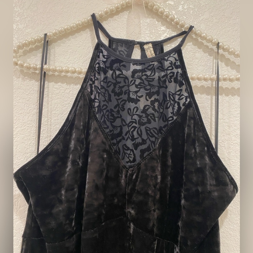 Intimately Free People black velvet mini dress size M NWT - Picture 4 of 5